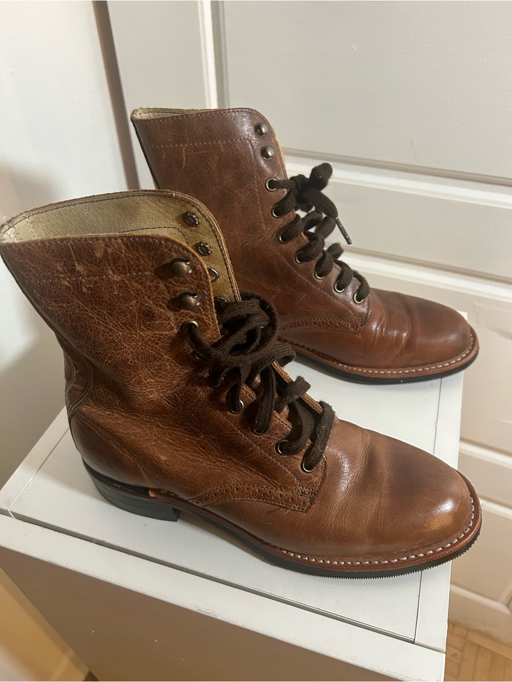 W.M. Moorby Handcrafted Premium-Grade Leather Boots Made in Canada Women’s 6.5